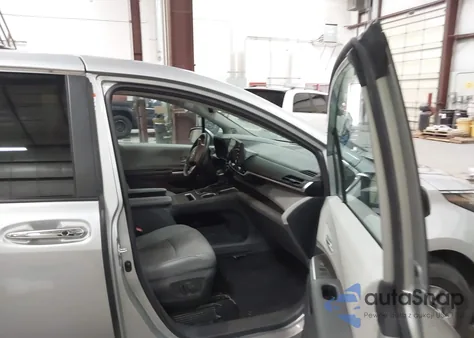 2022 Toyota Sienna Xle из США, поврежденный, VIN 5TDJRKEC9NS135975